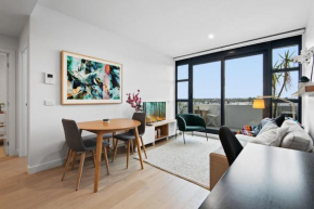 Stunning Modern 2 bedroom Apartment Unit with BBQ